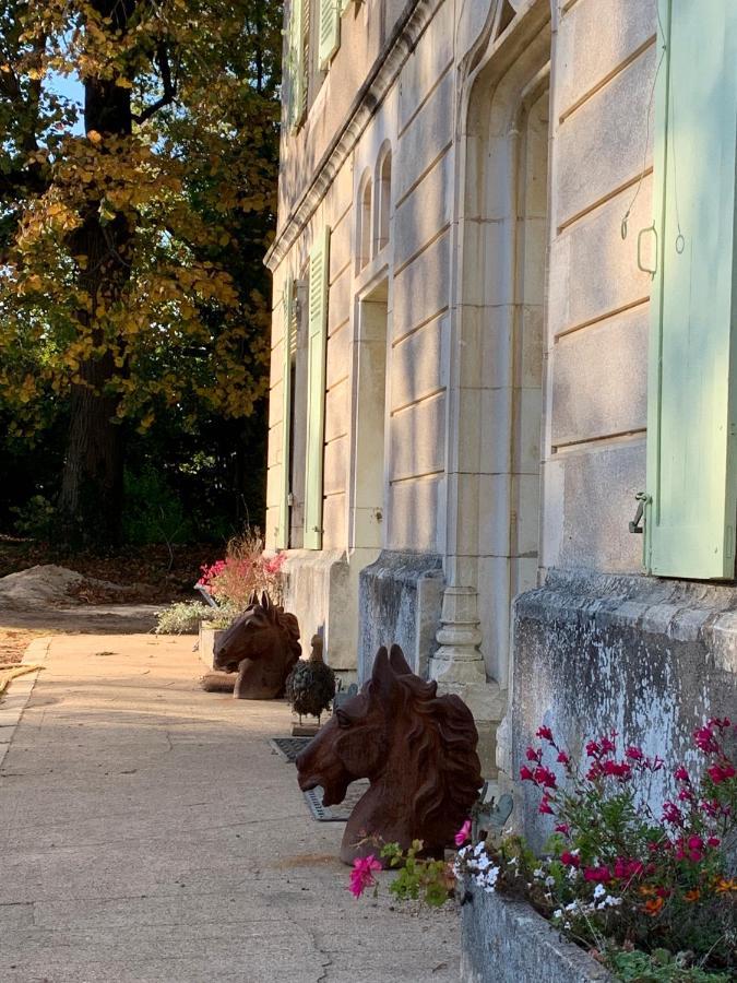 Chateau Du Mauny, Gites Et Chambres D'Hotes En Bourgogne Rosey 외부 사진